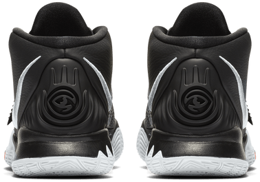 Nike Kyrie 6