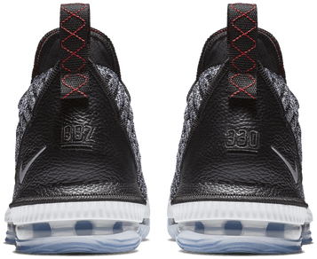 Nike Lebron 16