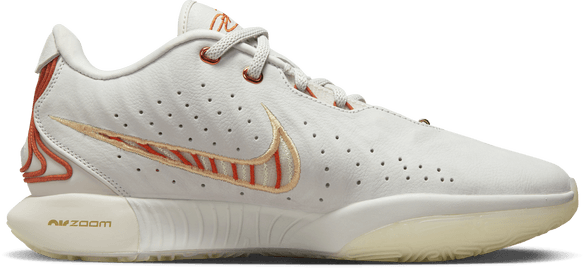 Nike Lebron 21